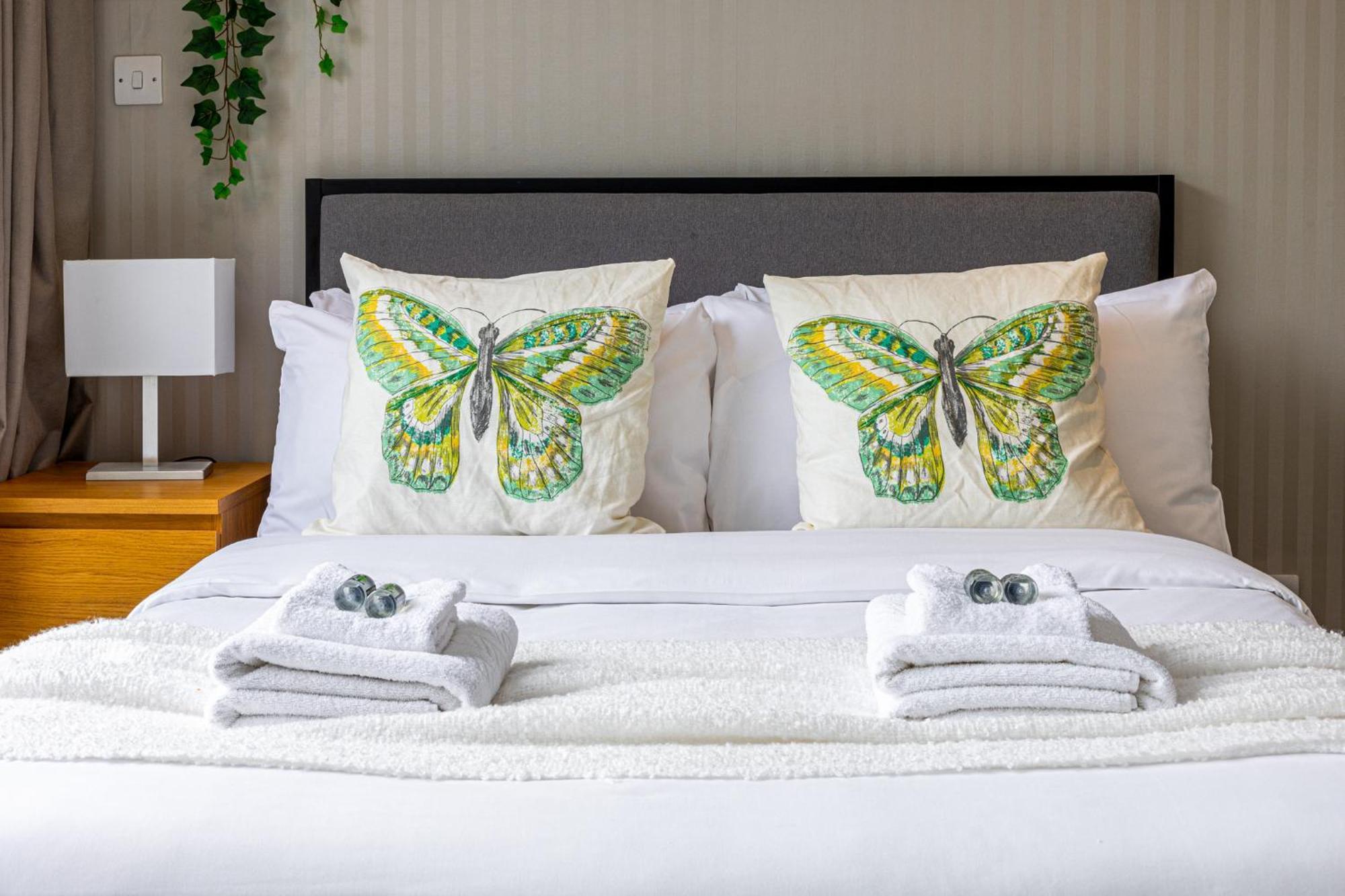 Fantastic Multilevel 3br, Vibrant Angel, 5min Tube Apartamento *