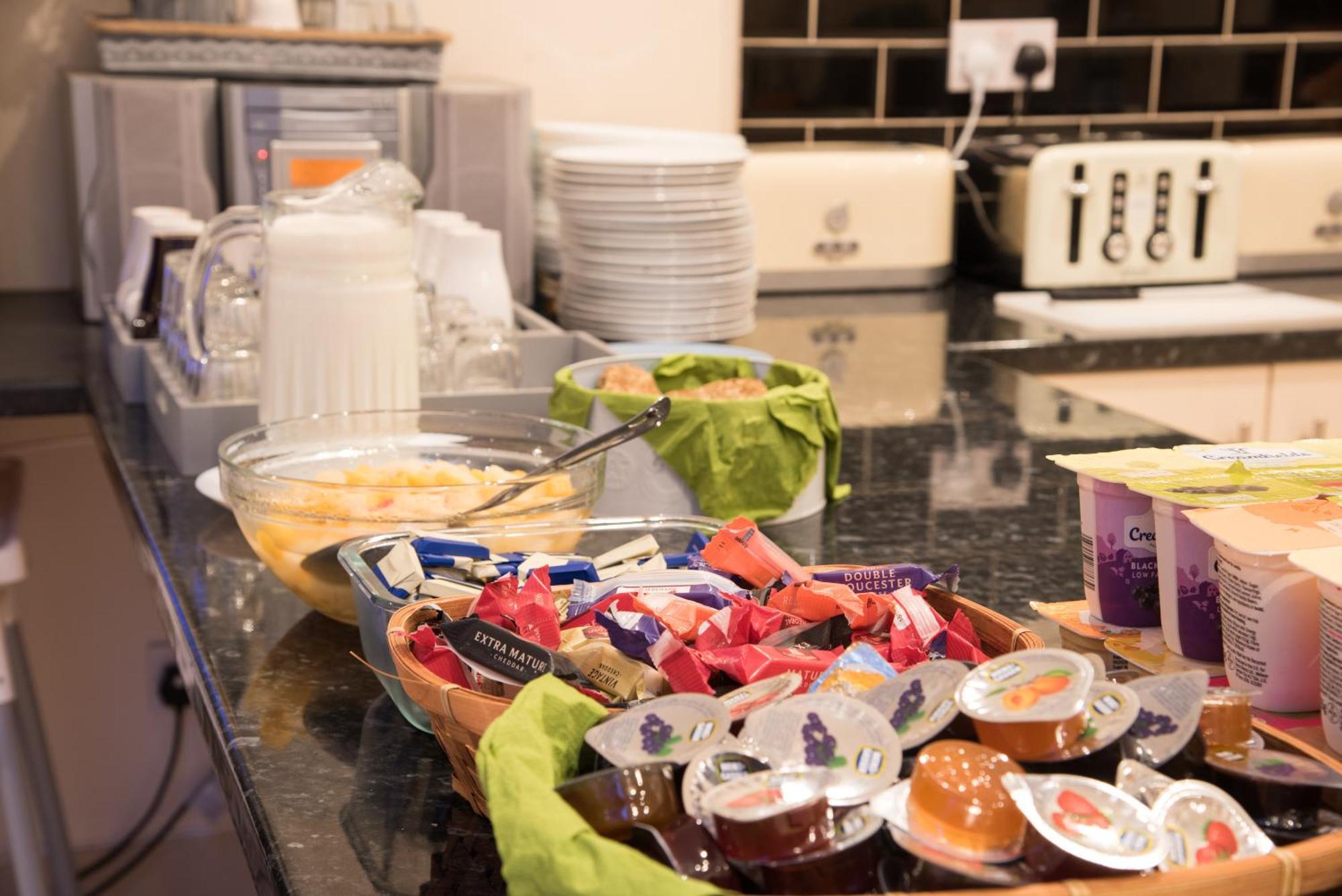 Saba And Hotell London