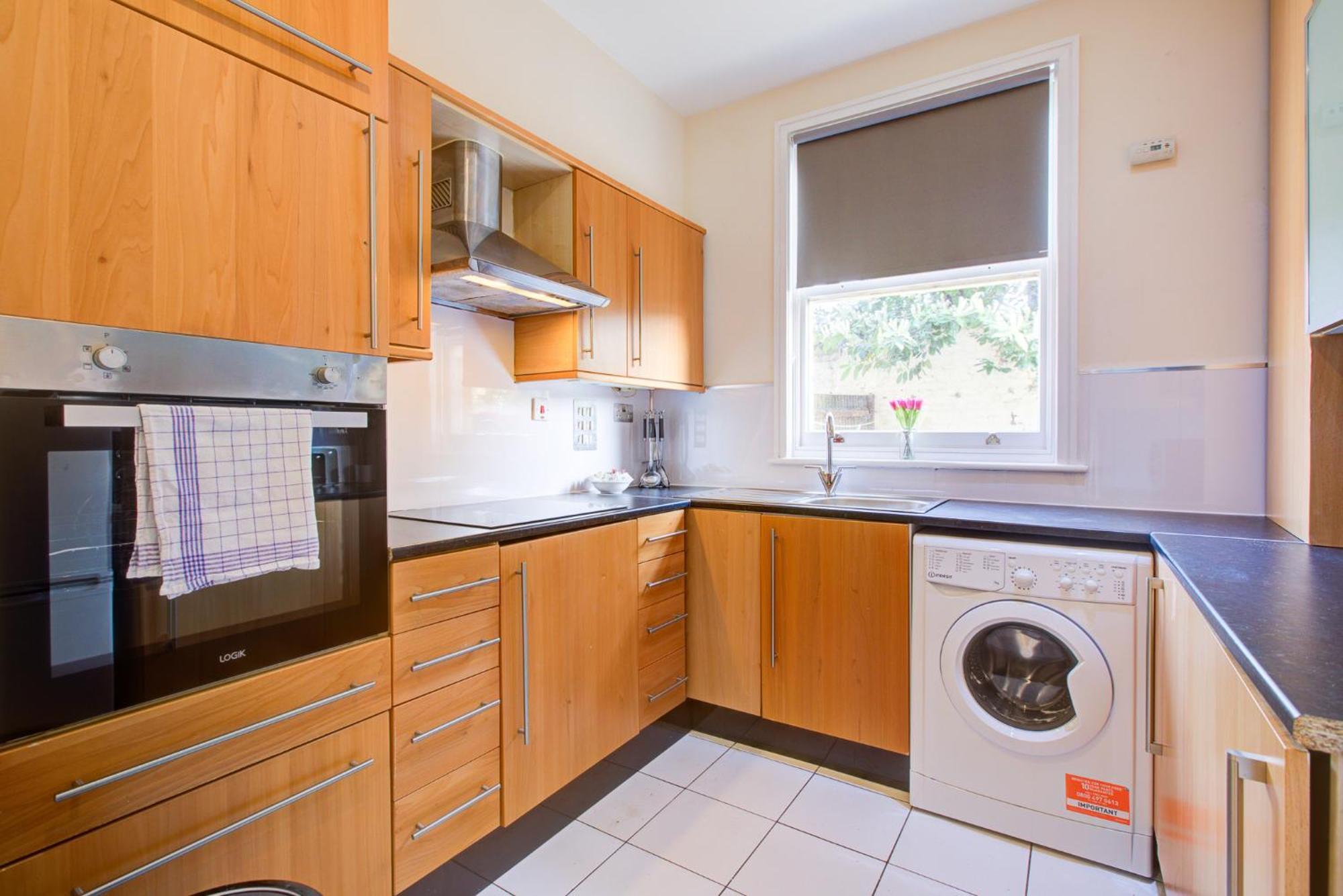 Feriehus Stunning 4 Bedroom House London