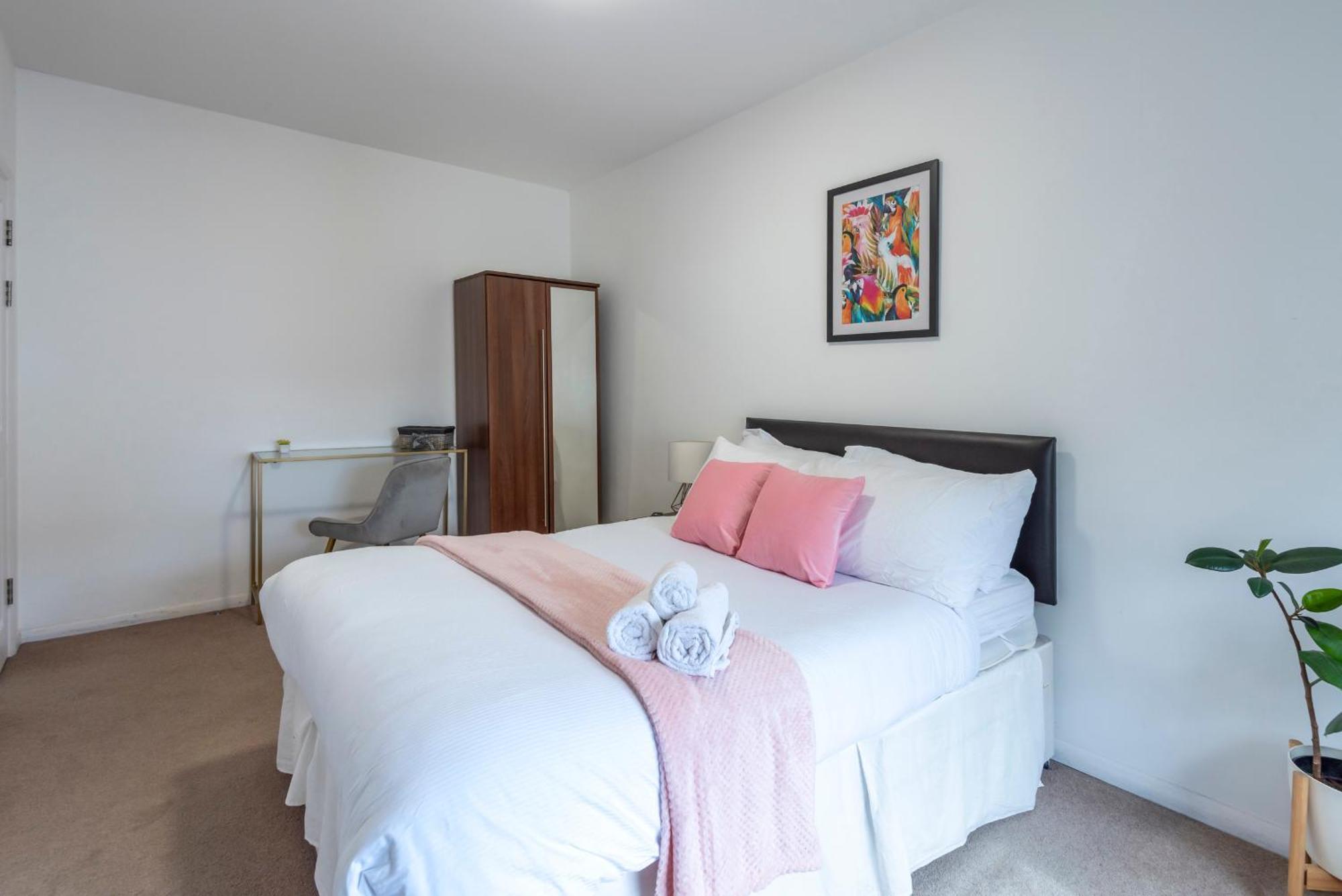 Privatunterkunft Dazzling Near Paddington/elizabeth Stn London