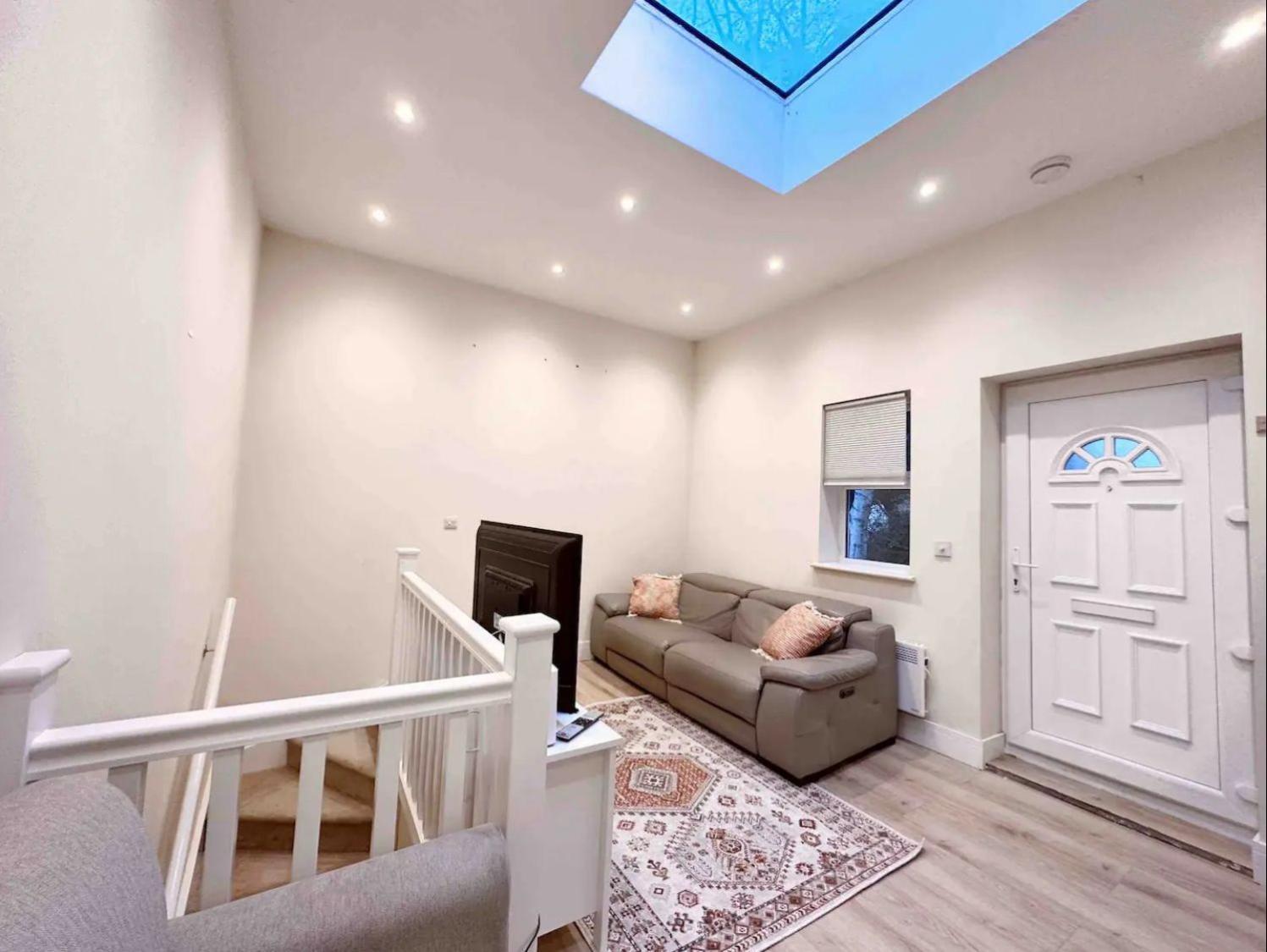 Vakantiehuis Charming Duplex 10min To Bridge Quiet *