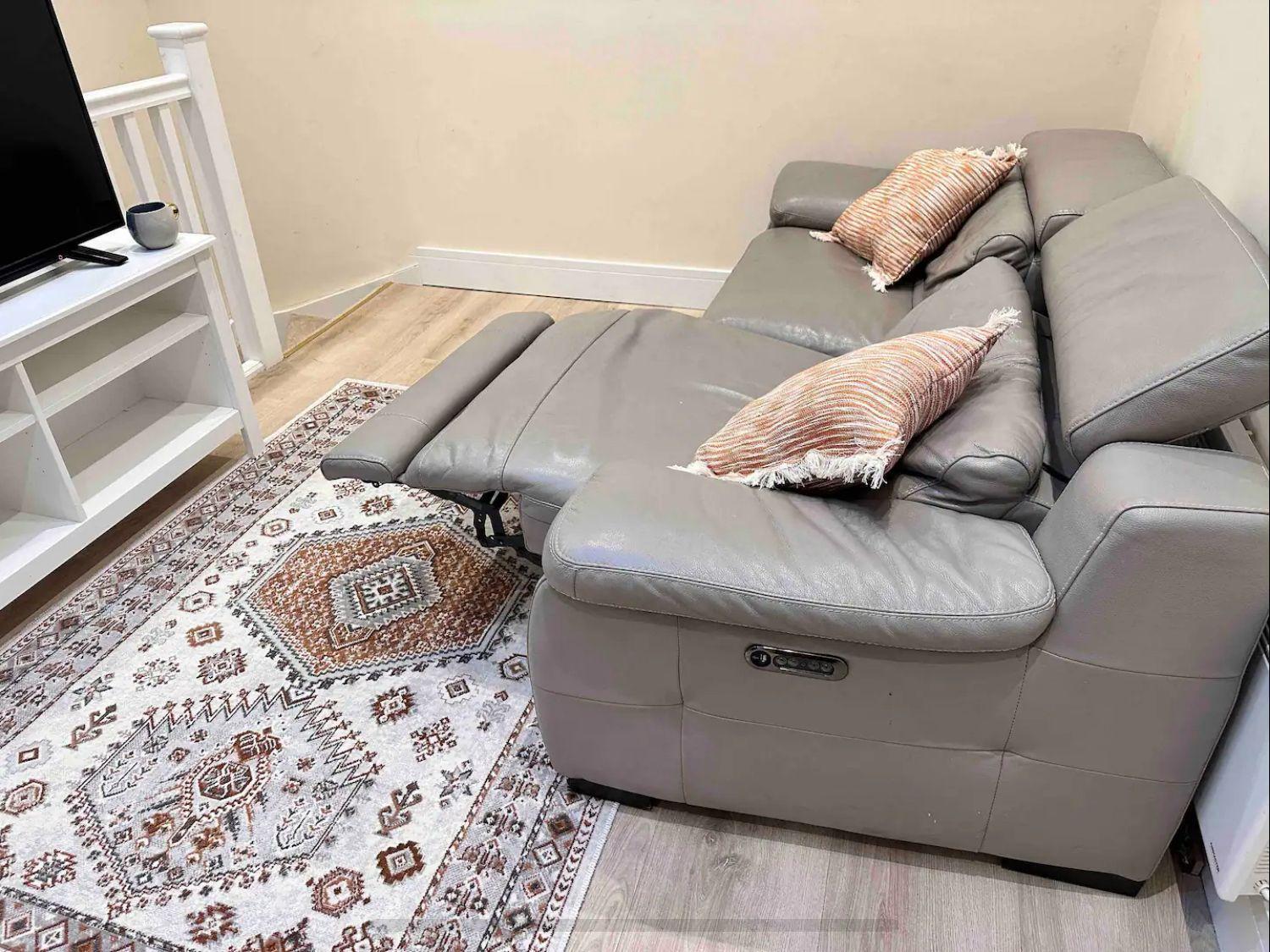 Charming Duplex 10min To Bridge Quiet Londen