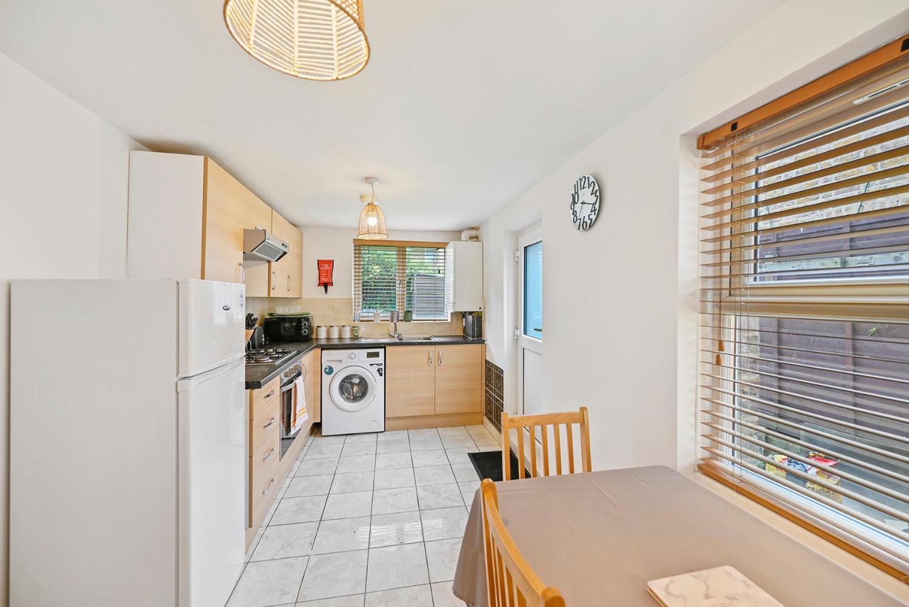 Cosy Urban Oasis 2 Bedroom Flat In Tottenham * Londen