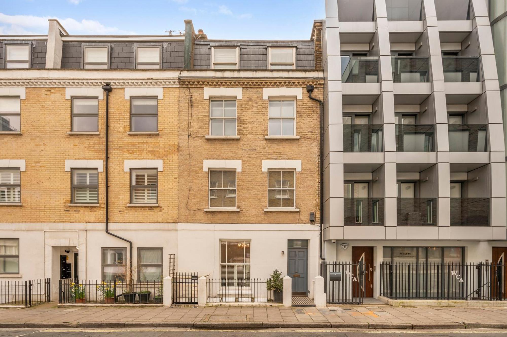 Charming 1 Bedroom Flat With Private Patio - West London, Kensington, Earl's Court, Chelsea Apartamento