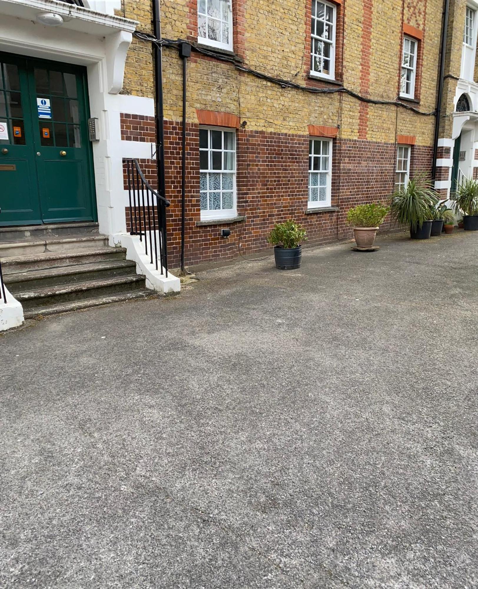 Two Bedroom Two Bathrooms Superior Apartment London