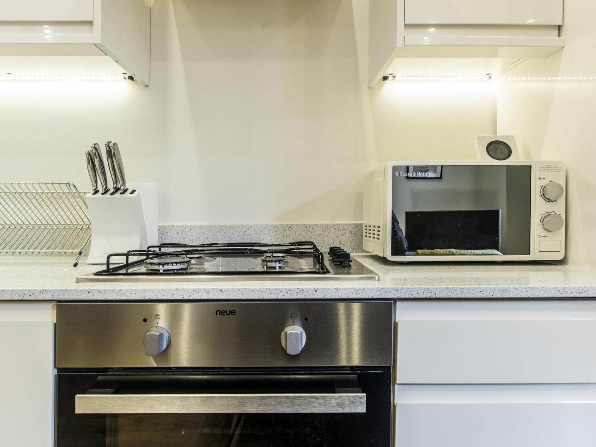 Ealing Queen Of The Suburbs One Bedroom Pass The Keys Londres