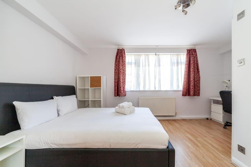 And Stylish Flat Near Regent's Park * London
