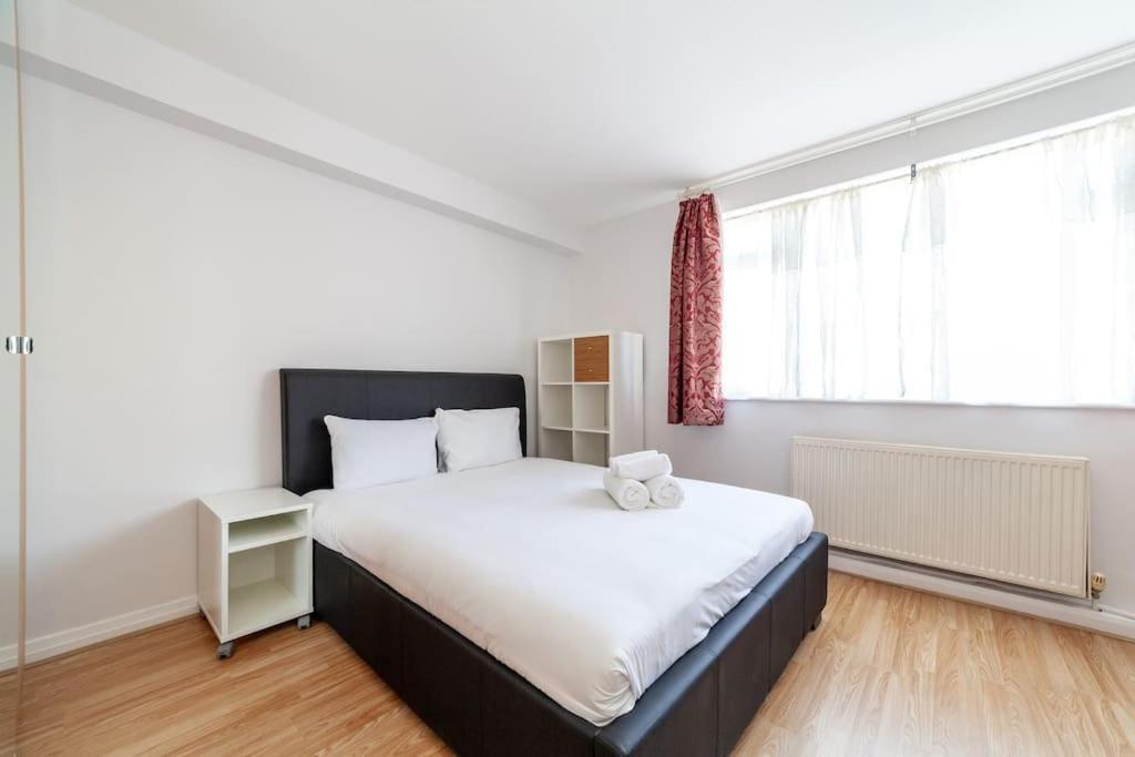 And Stylish Flat Near Regent's Park Apartment