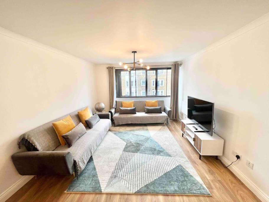 Apartment Luxstay 2br Earls Court Sleeps Up To 10 London