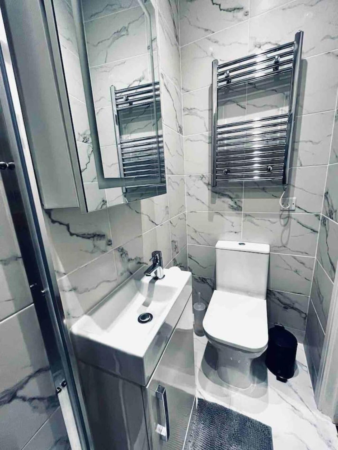 Gasthof Central London Room *
