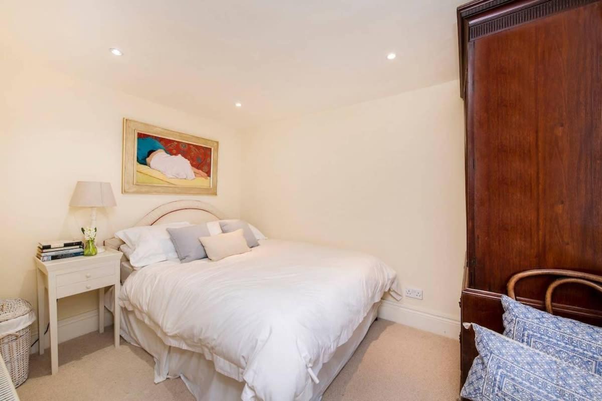 Delightful 2 Bed In Notting Hill - 5 Min From Tube London