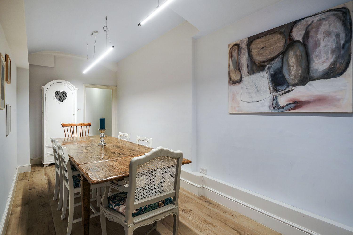 Hububb Luxury Queen's Gate Garden Apartment London