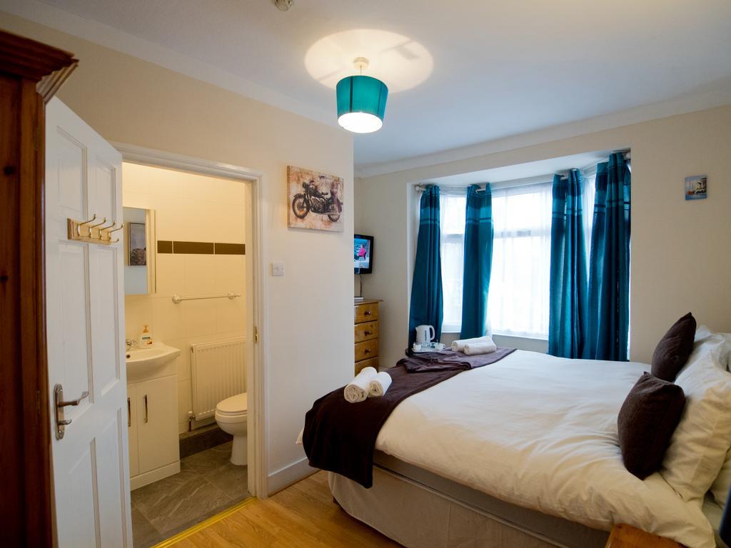 Bed & Breakfast Gable London