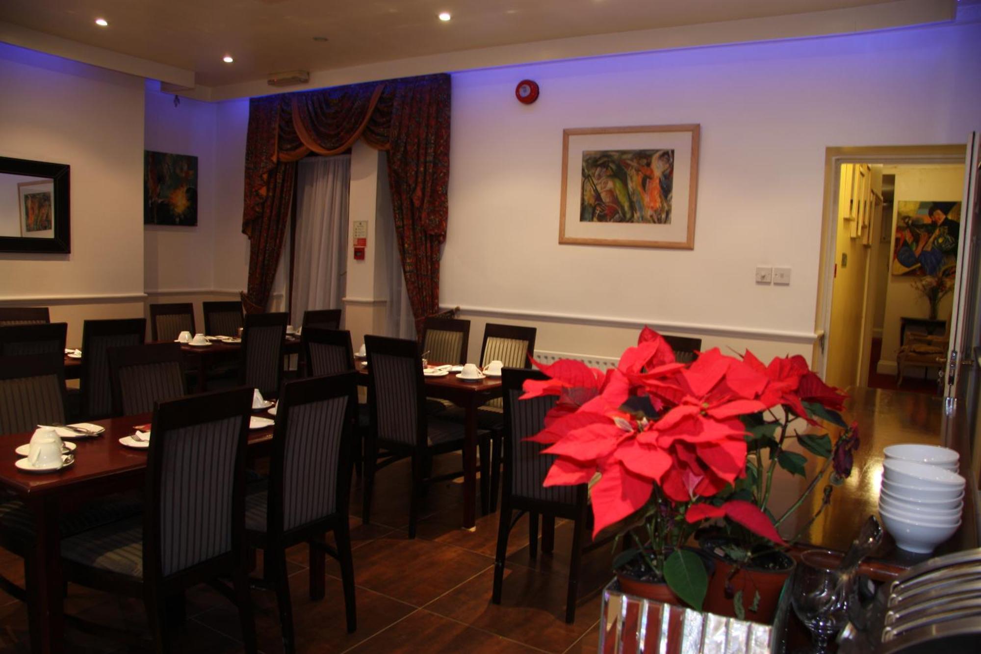 Hotel Kingswaypark At Park Avenue London