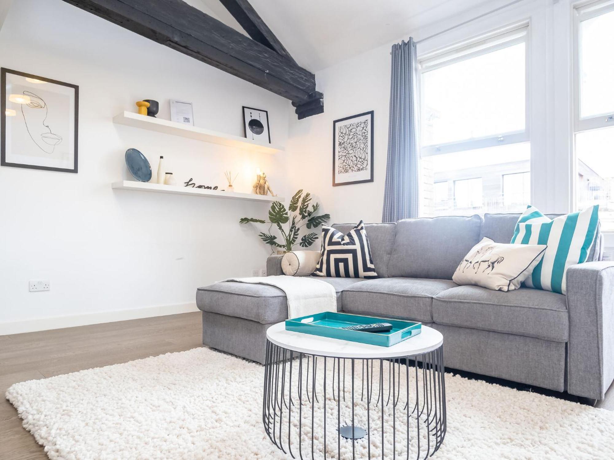 Three Bed With City View Shoreditch Perfect For Business Corporate By Belvilla Londres