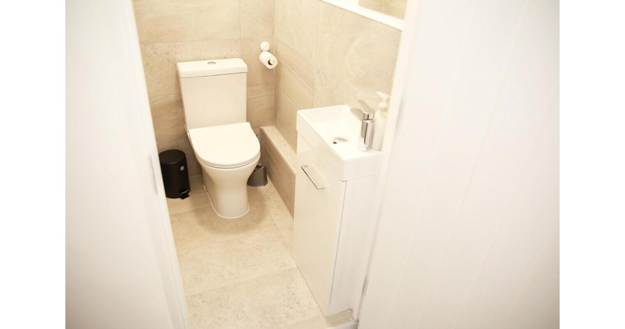 Cricklewood Deluxe Ensuite Guest house *