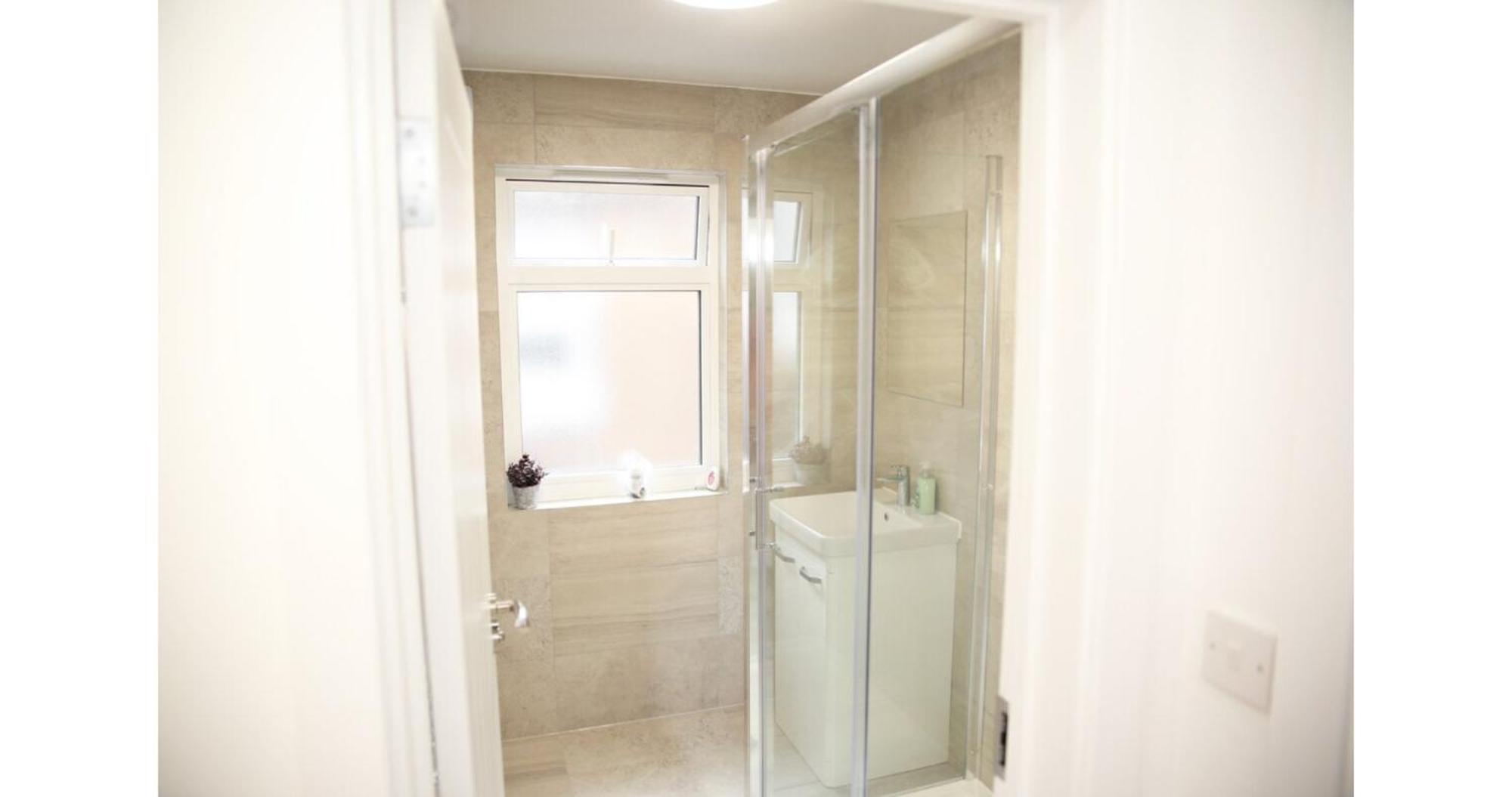 Guest house Cricklewood Deluxe Ensuite *