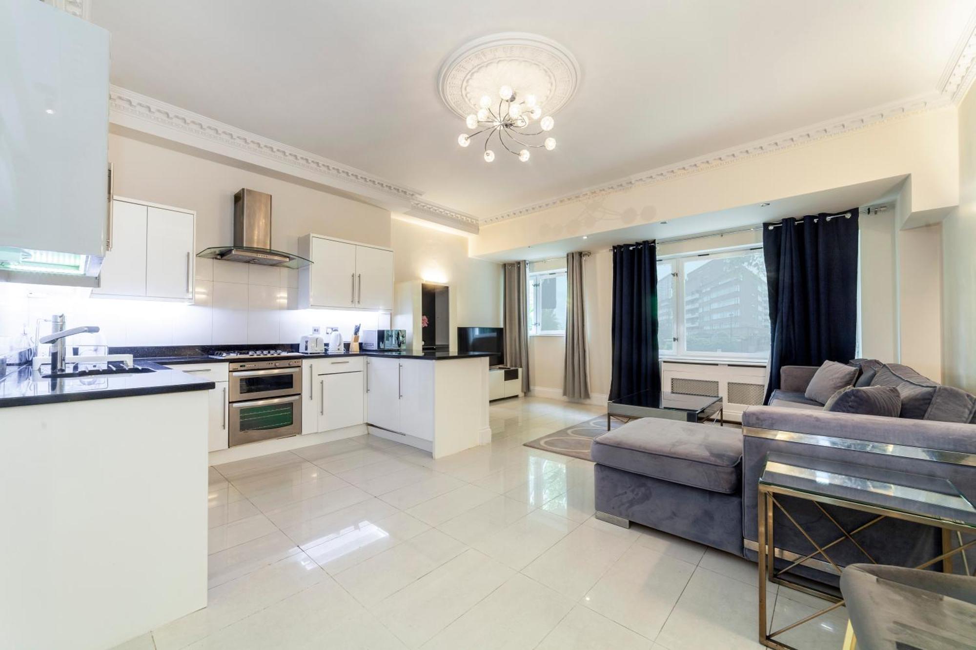 Apartment Astounding 3br Flat, 5 Min To Hyde Park *
