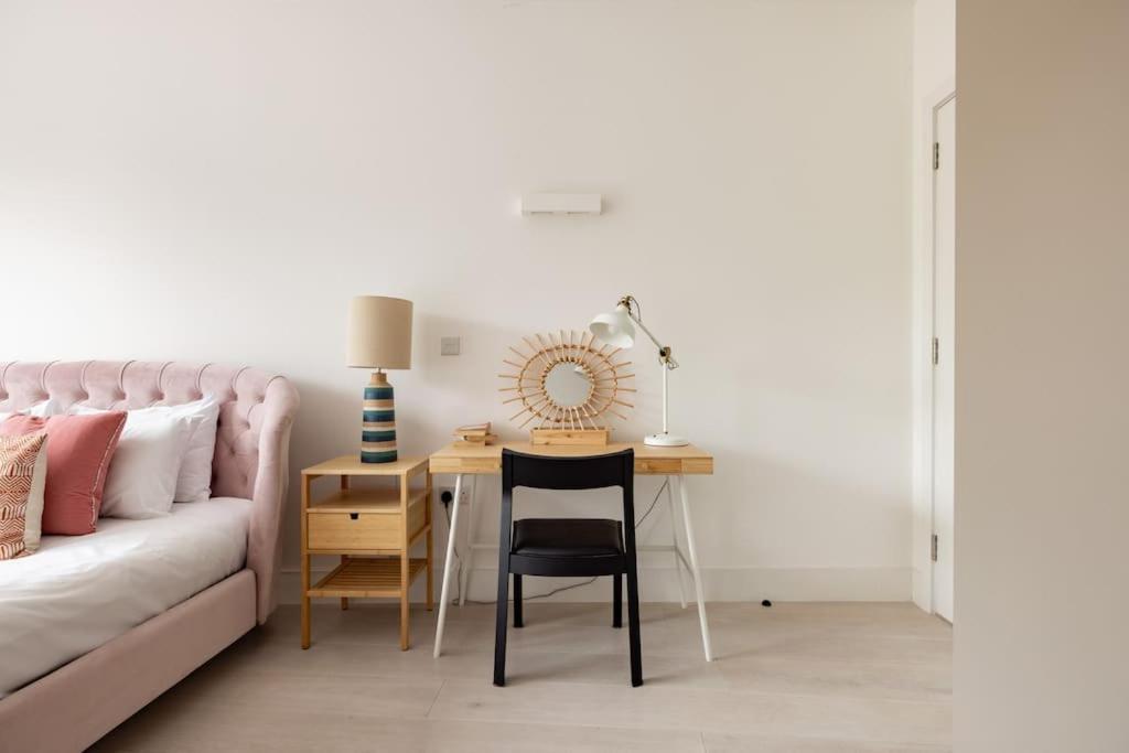 Holiday home Modern 3 Bedroom Townhouse By Wild Roses *