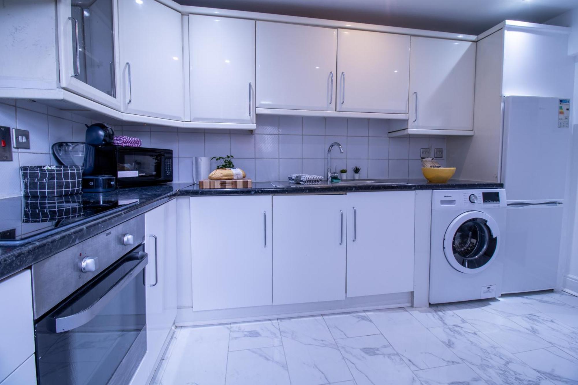 Luxurious 1-bedroom Penthouse On Oxford Street 11g Apartment London