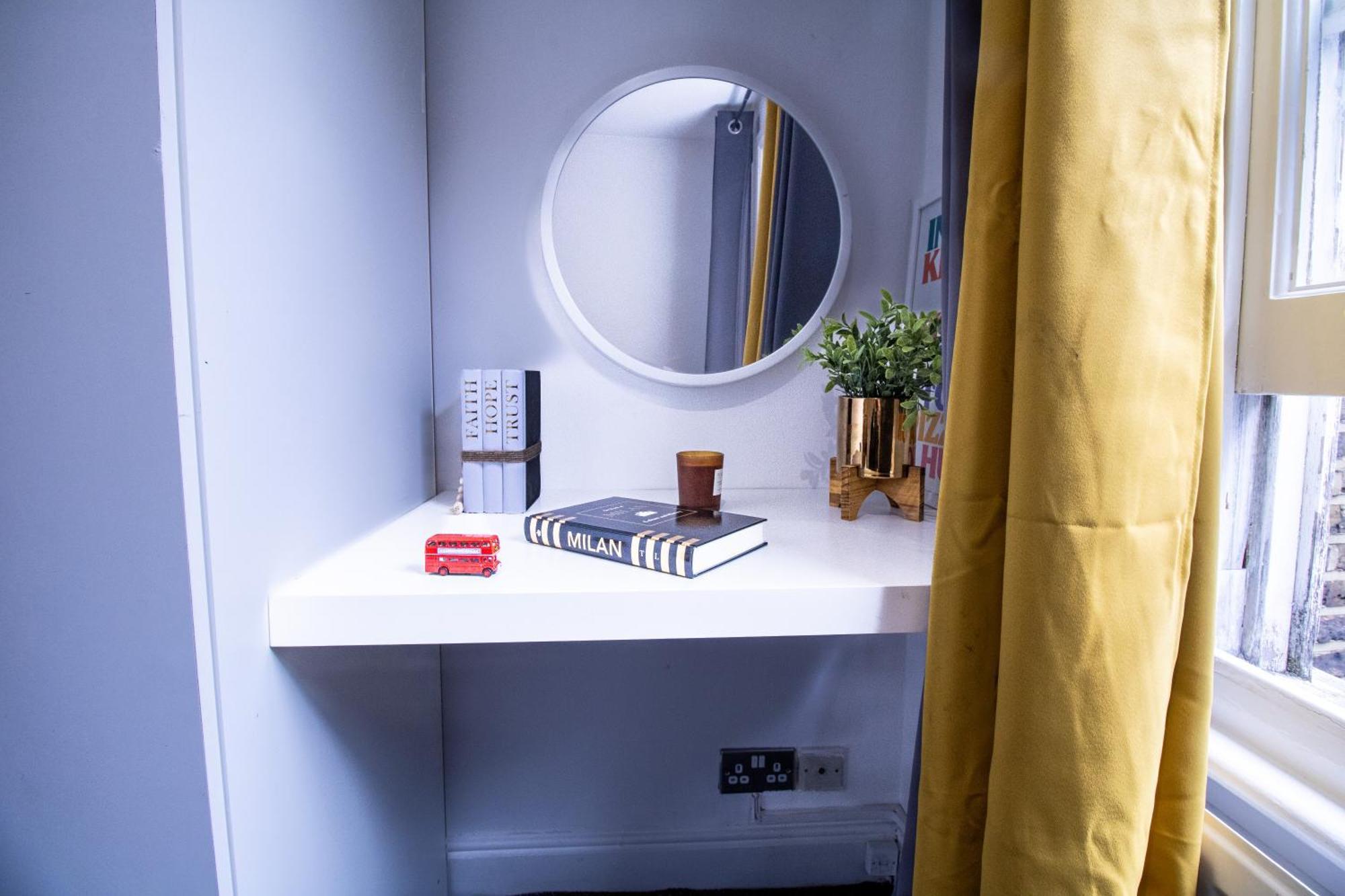 Apartment Luxurious 1-bedroom Penthouse On Oxford Street 11g
