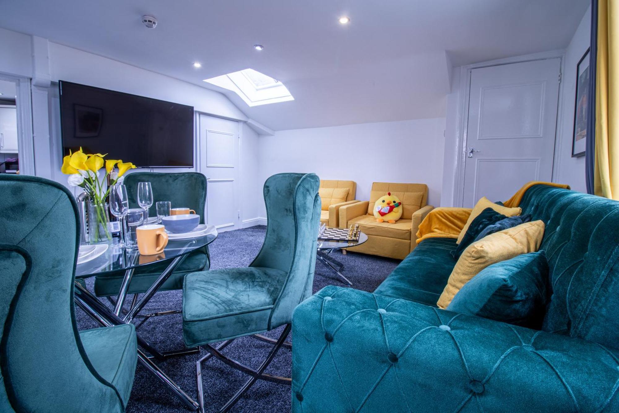 Luxurious 1-bedroom Penthouse On Oxford Street 11g *