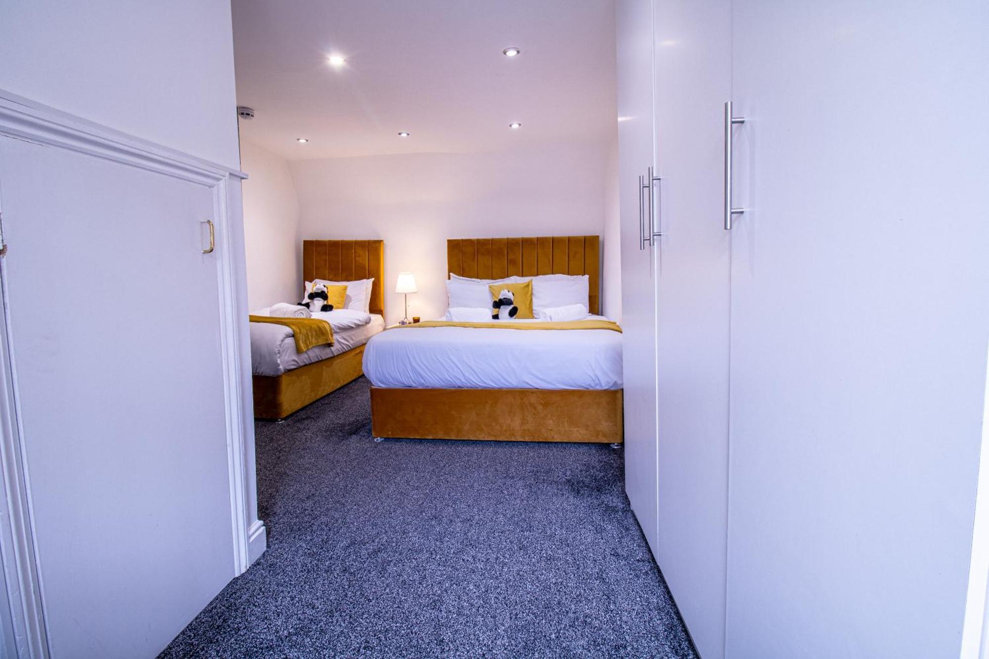 Apartment Luxurious 1-bedroom Penthouse On Oxford Street 11g