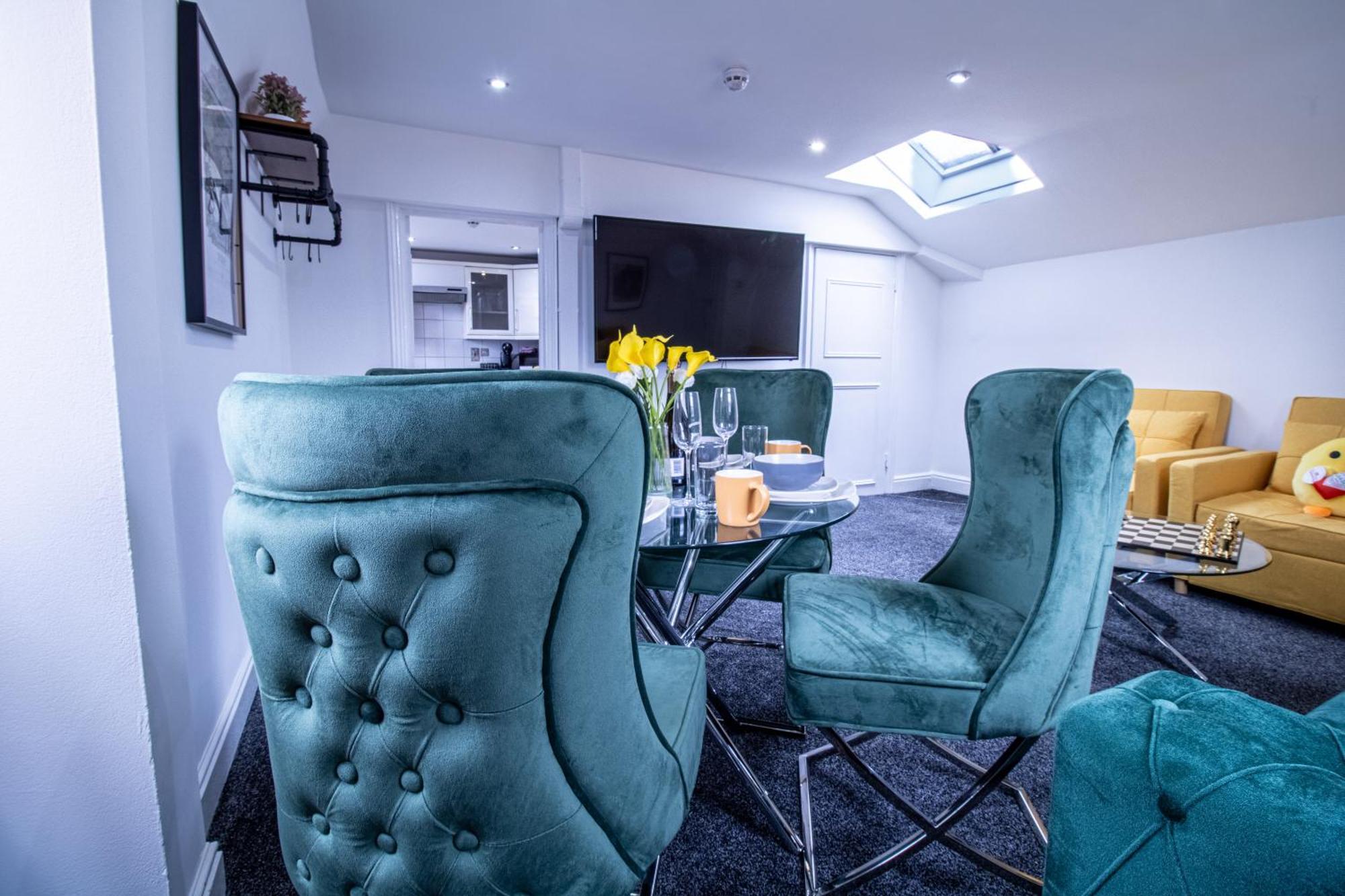 Apartment Luxurious 1-bedroom Penthouse On Oxford Street 11g *