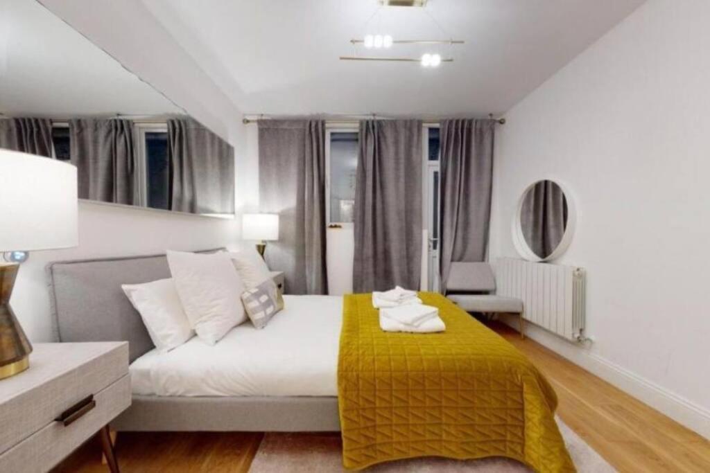 Stunning Hyde Park Home, Ground Floor Maisonette, Duplex, Near Tube Metro Stations * Londres