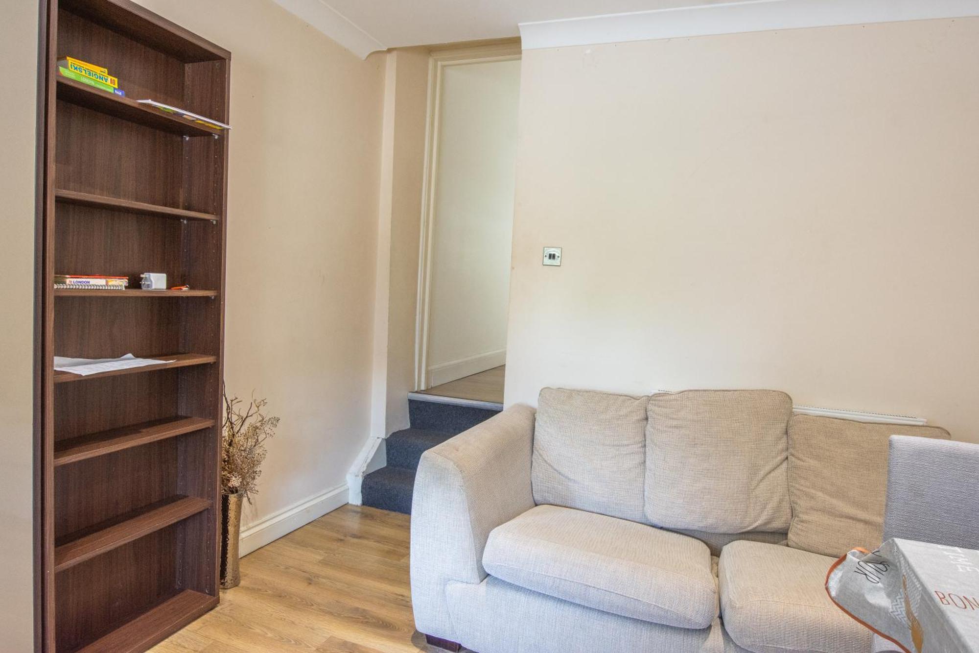 Evergreen Apartments, Flat 3, Leilighet London