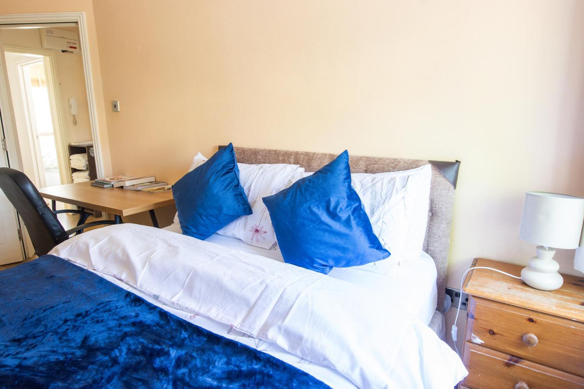 Evergreen Apartments, Flat 3, Leilighet London