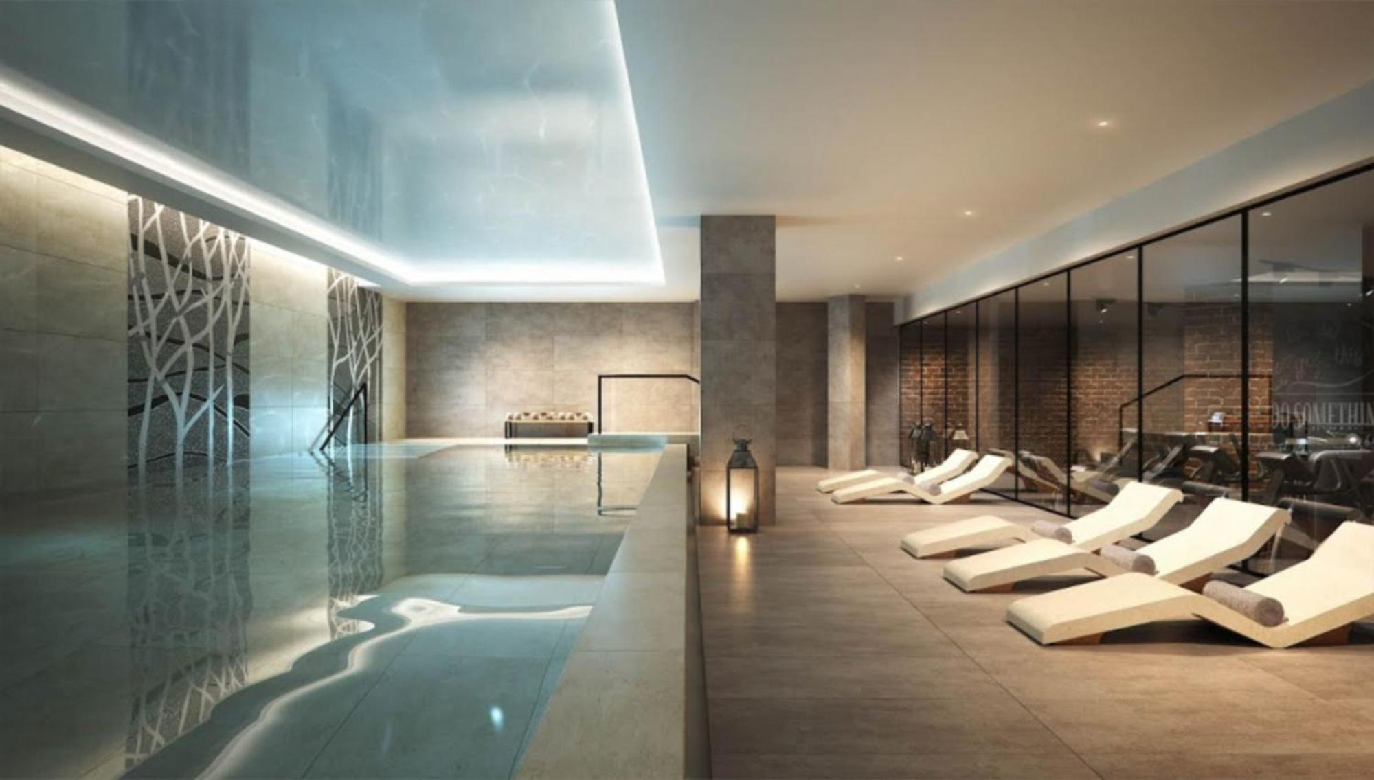 Apartment Luxury Large In Central With Balcony London