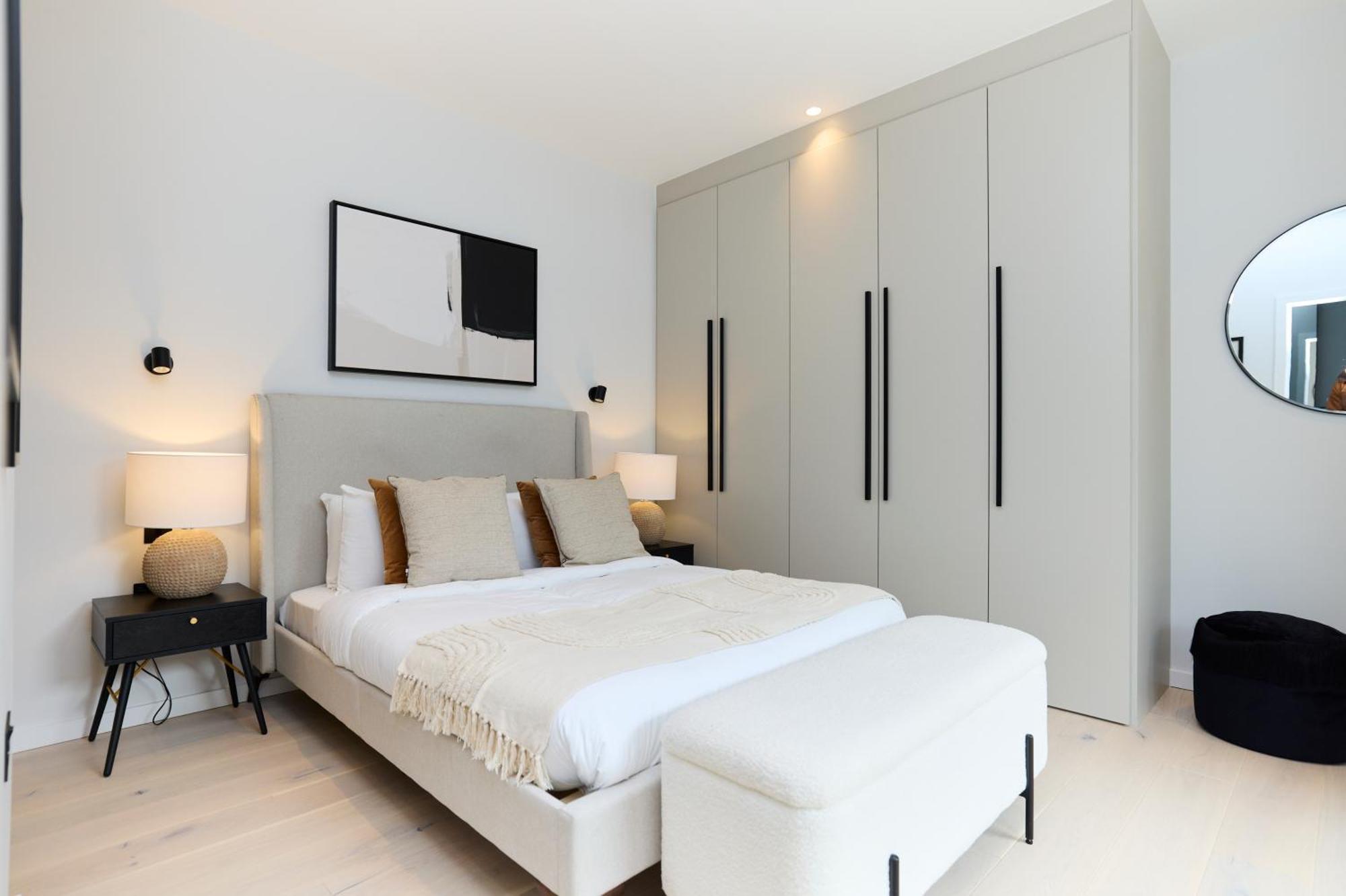 The Brondesbury Quarters - Modern 2bdr Flat With Balcony & Parking Apartment