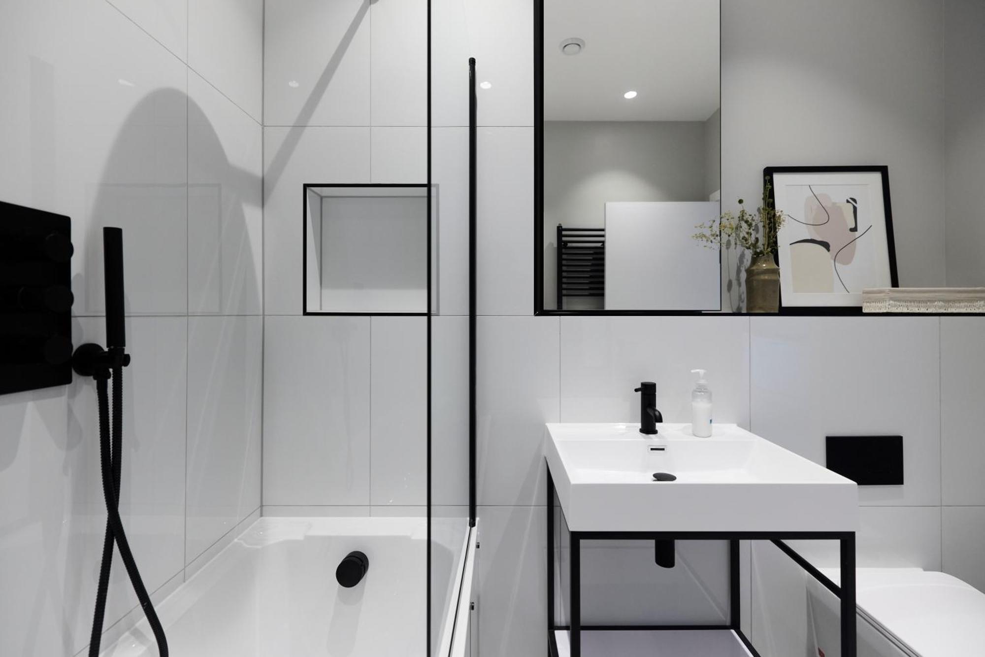 Apartment The Brondesbury Quarters - Modern 2bdr Flat With Balcony & Parking