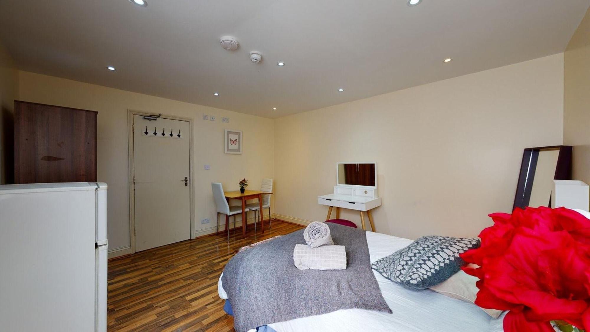 247london Flats Apartment