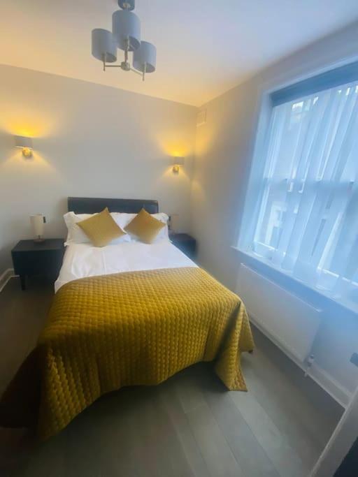 Amazing Newly Refurbished Mews House In W1 Leilighet