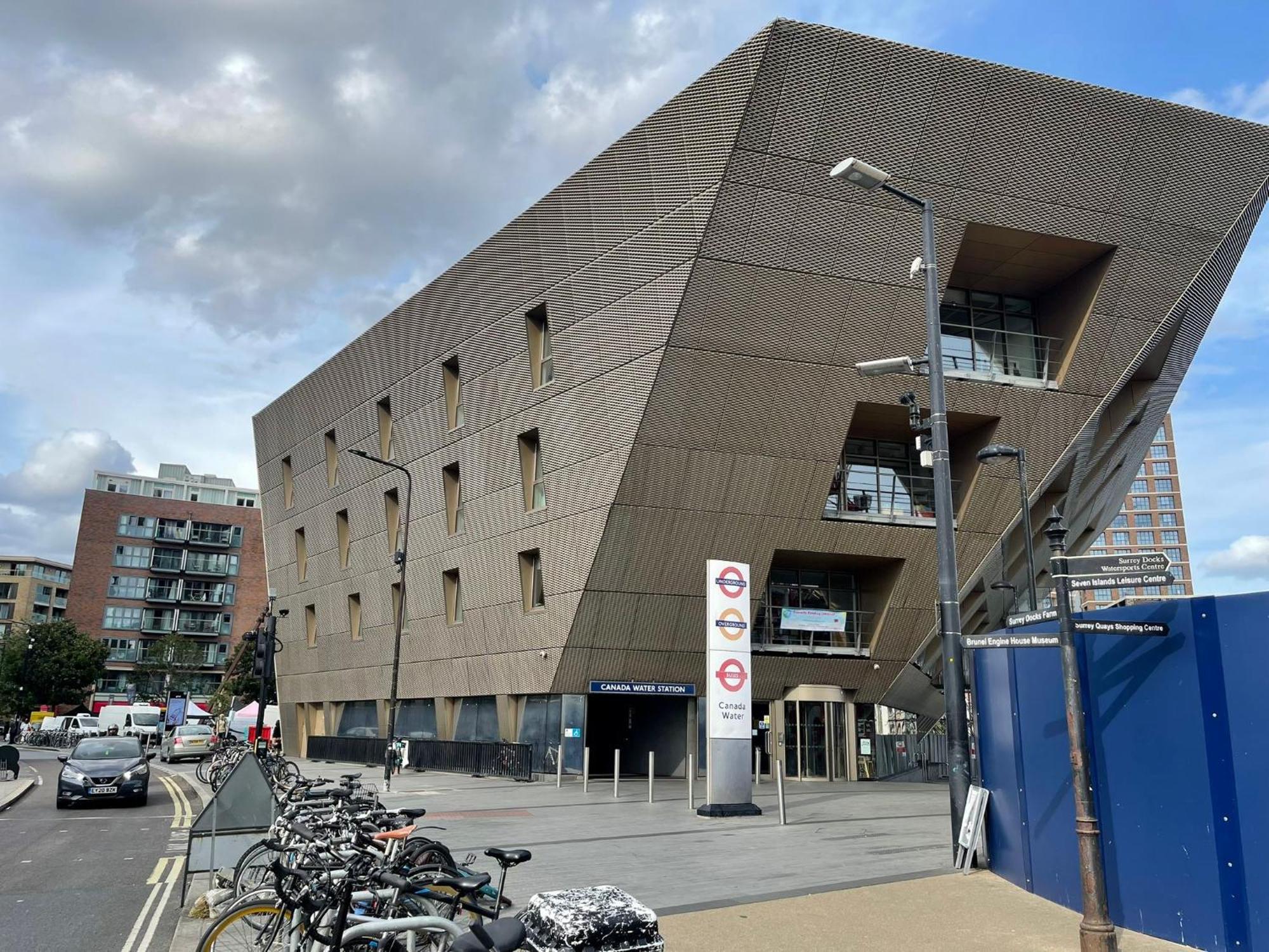 Riverside 1br With Easy Transport 20min To Centre