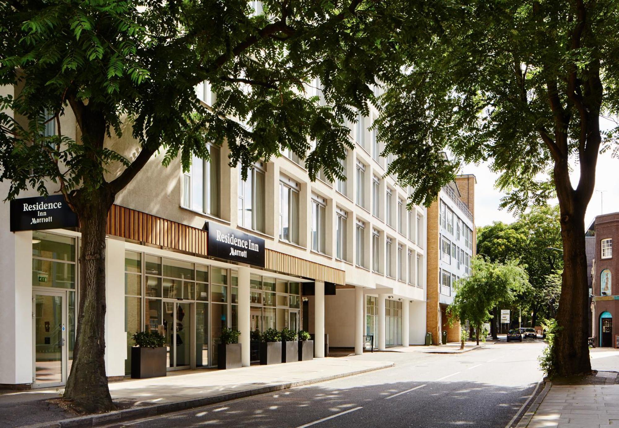 By Marriott Bridge 4* Londres
