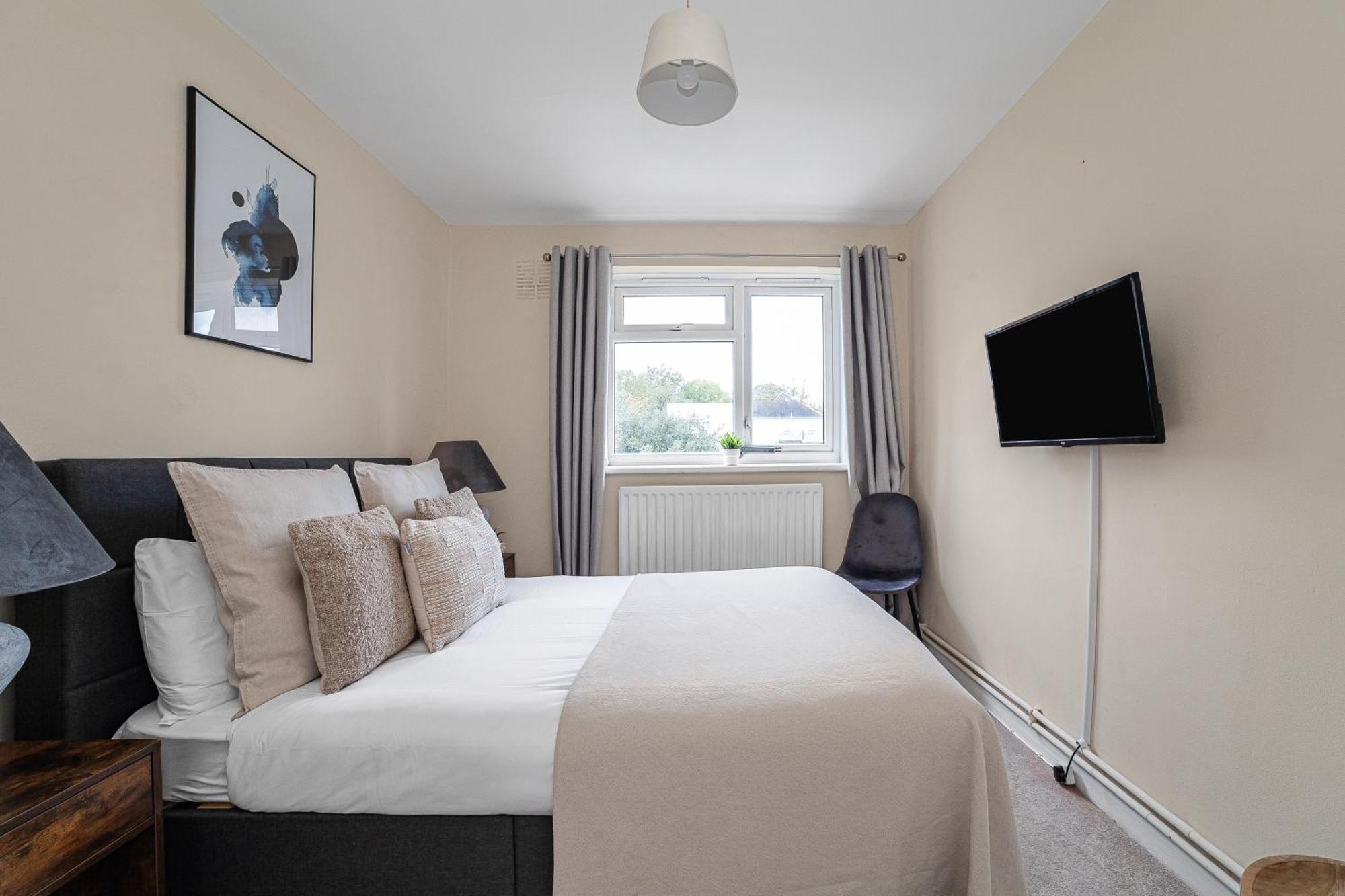 The Acton Luxury Premium