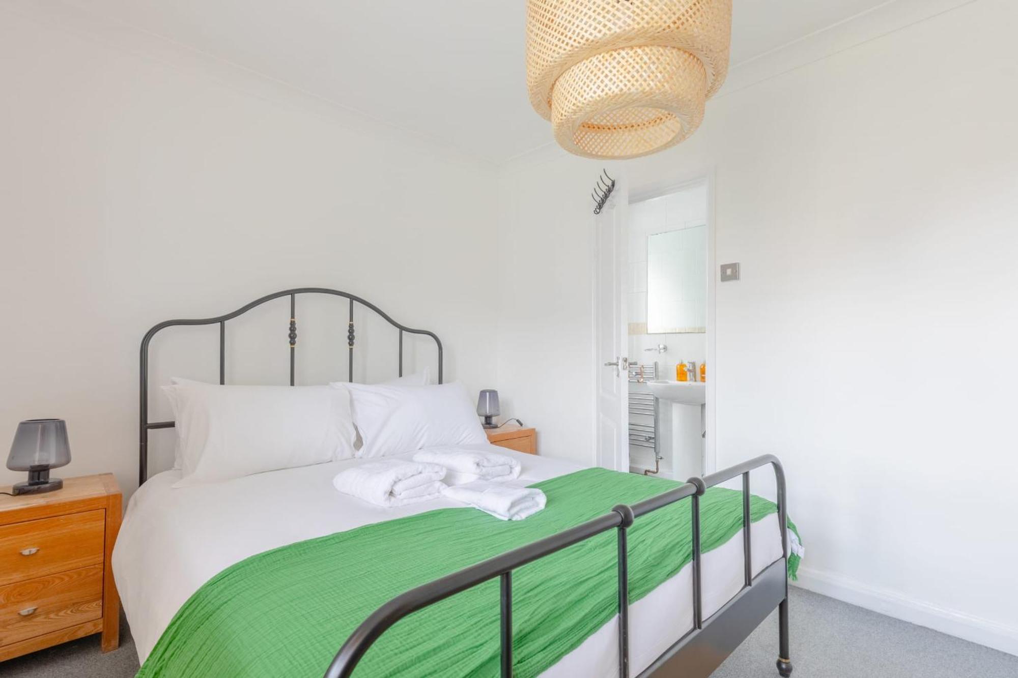 Spacious 3bd Flat Close To Tube - Fulham! Leilighet