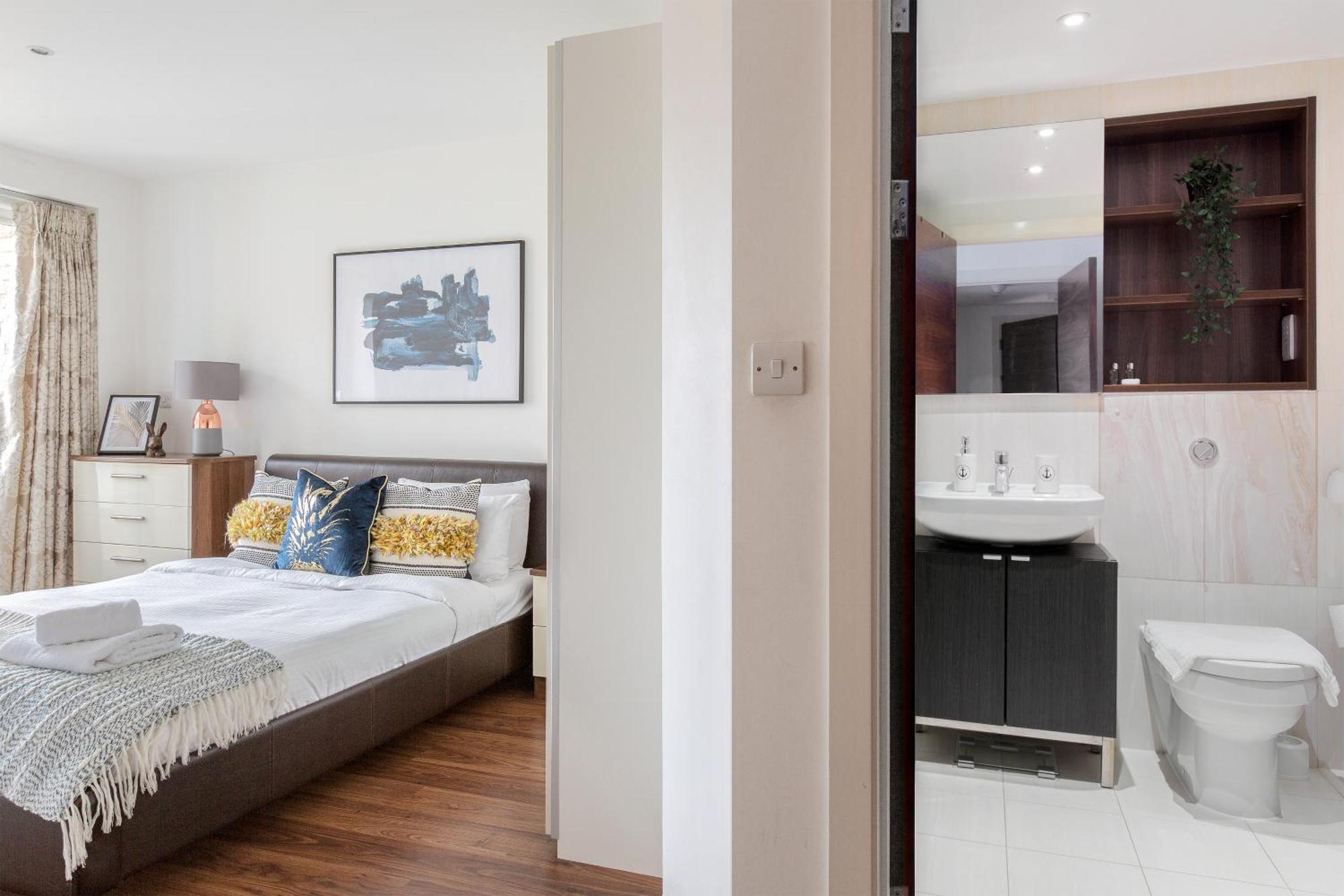 The Acton Flat * London