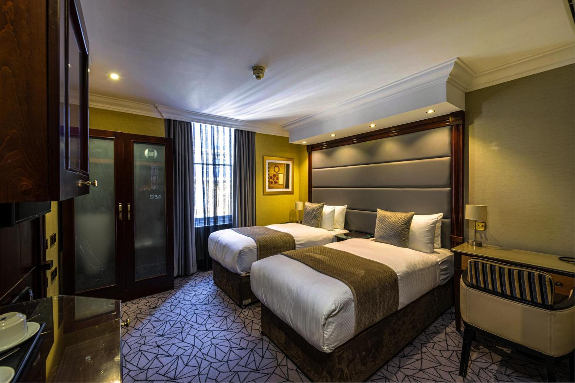 Hyde Park International Hotel London