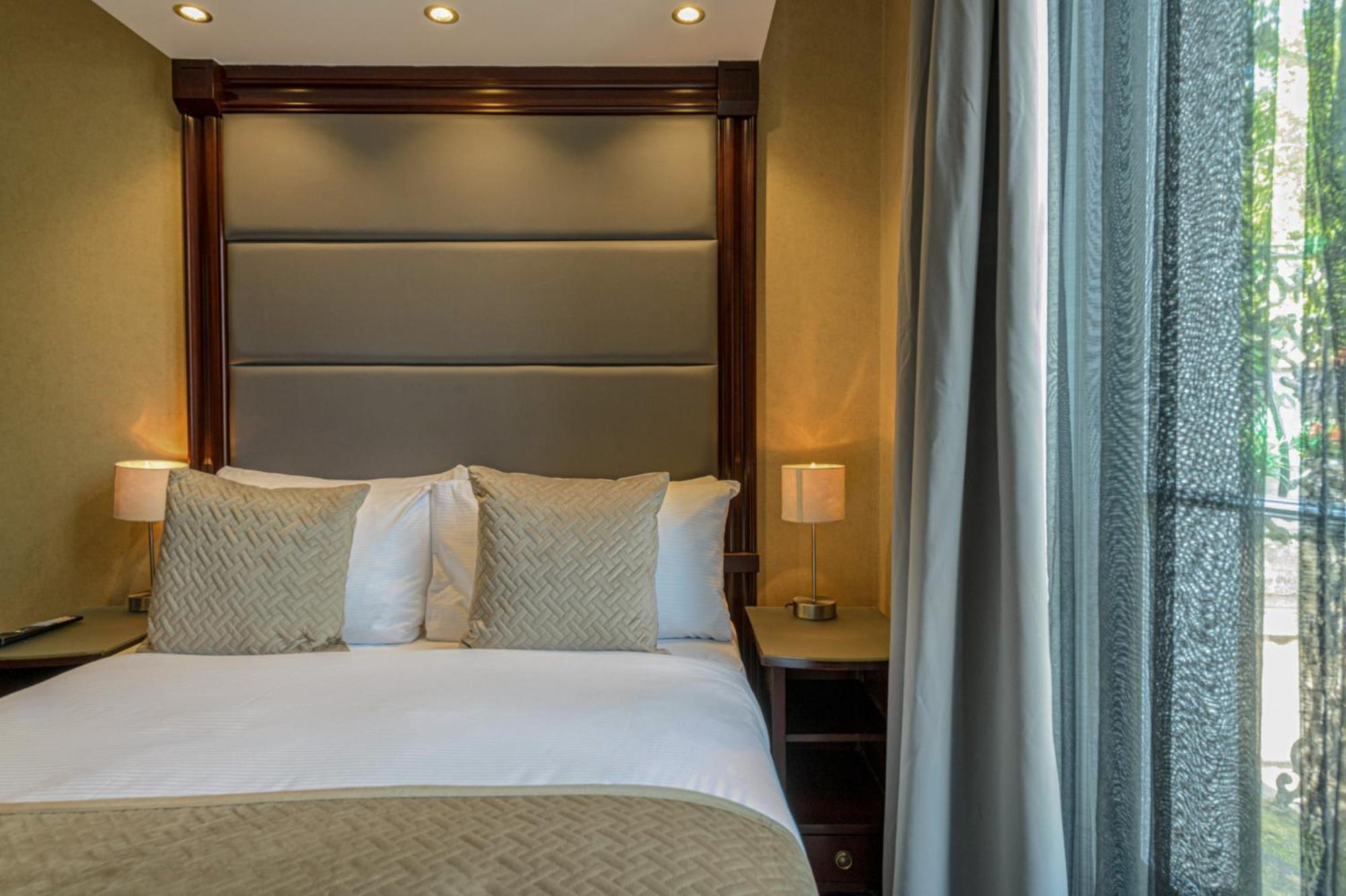 Hotel Hyde Park International 4*