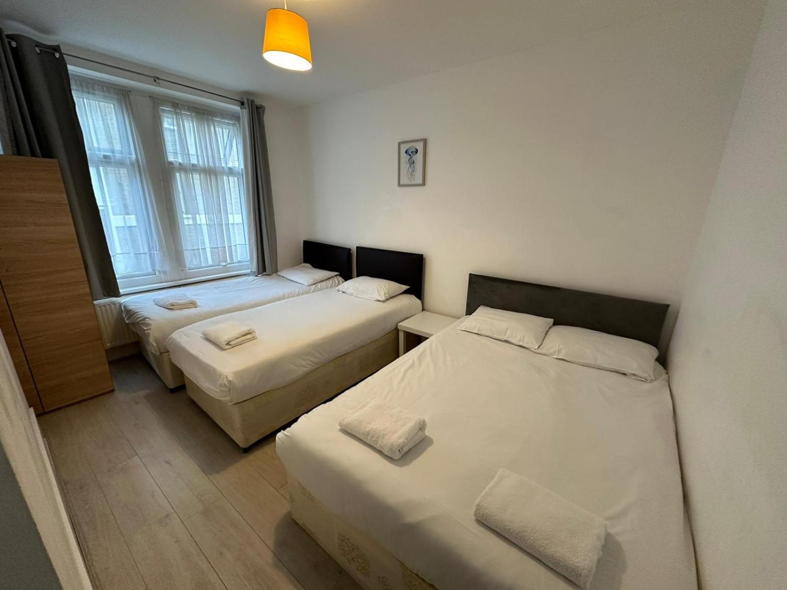 Miles Building Apartamento *