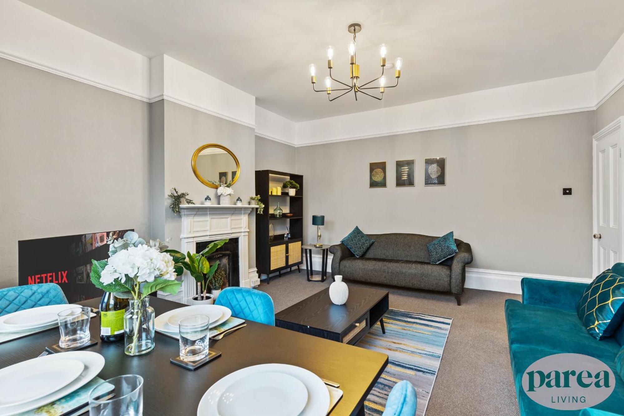 Parea Living - Leytonstone, 2-bedroom Serviced Apartment, Free Parking, Remote Working