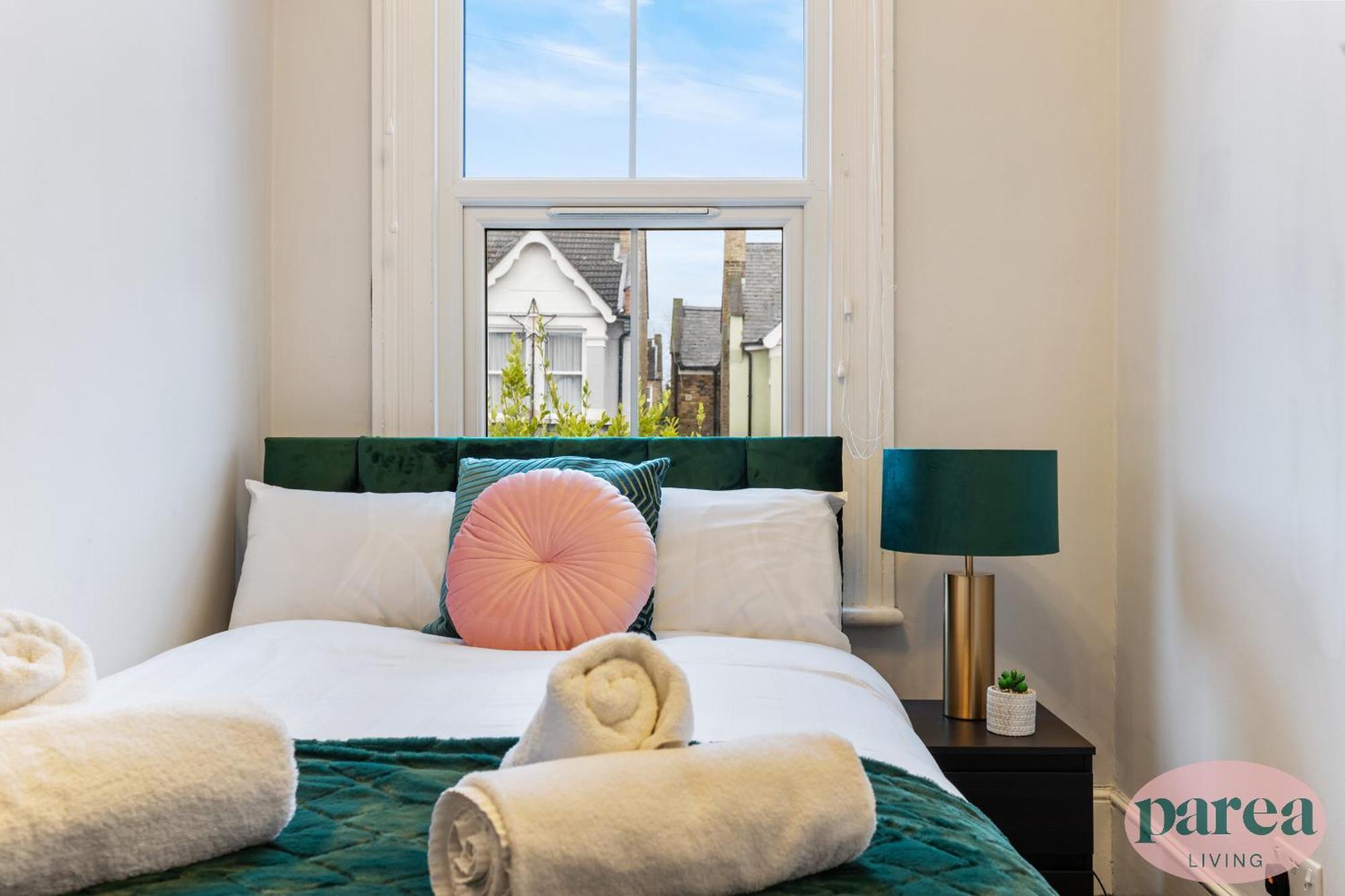 Apartment Parea Living - Leytonstone, 2-bedroom Serviced Apartment, Free Parking, Remote Working