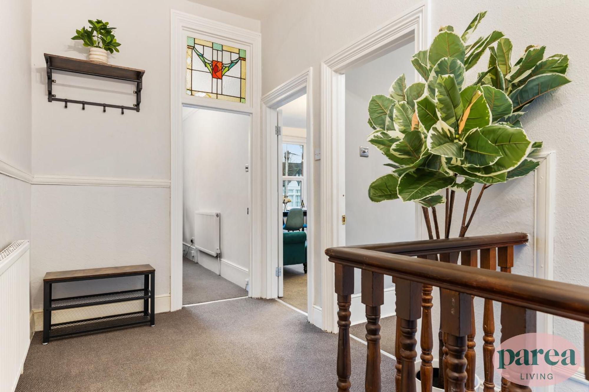 Parea Living - Leytonstone, 2-bedroom Serviced Apartment, Free Parking, Remote Working London
