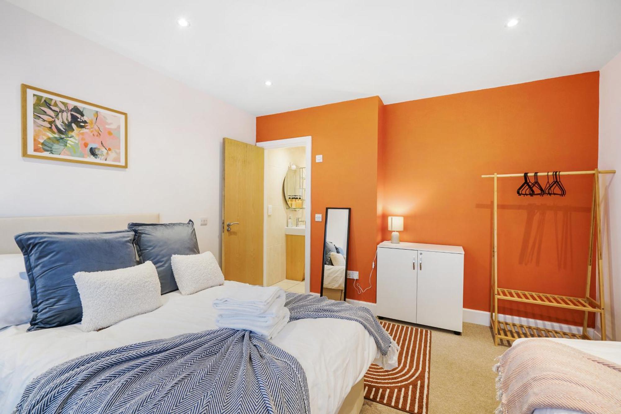 2 Bed Garden Apt Sleeps 7 Short Walk To Old Street Station *