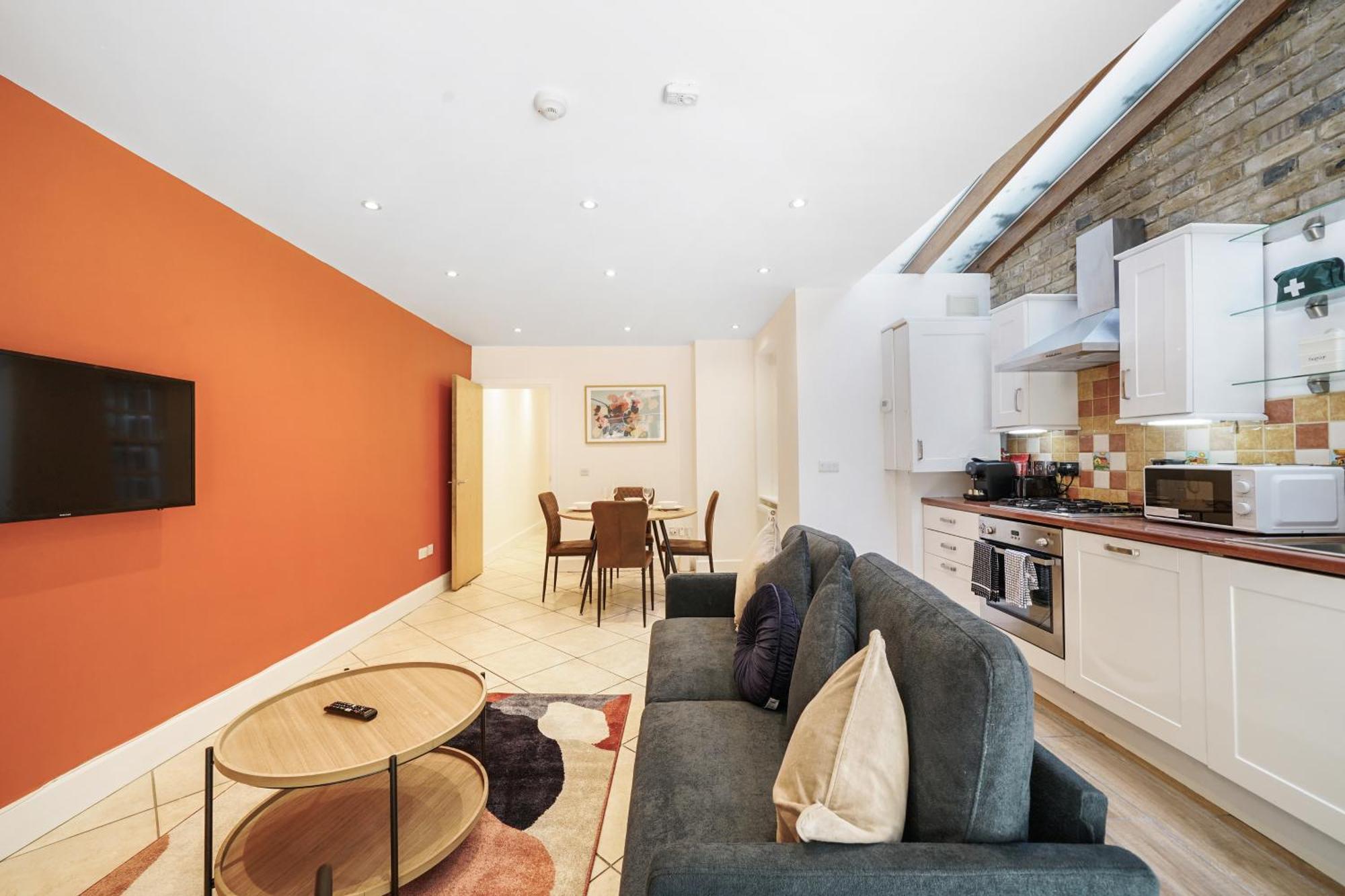 2 Bed Garden Apt Sleeps 7 Short Walk To Old Street Station * Londen