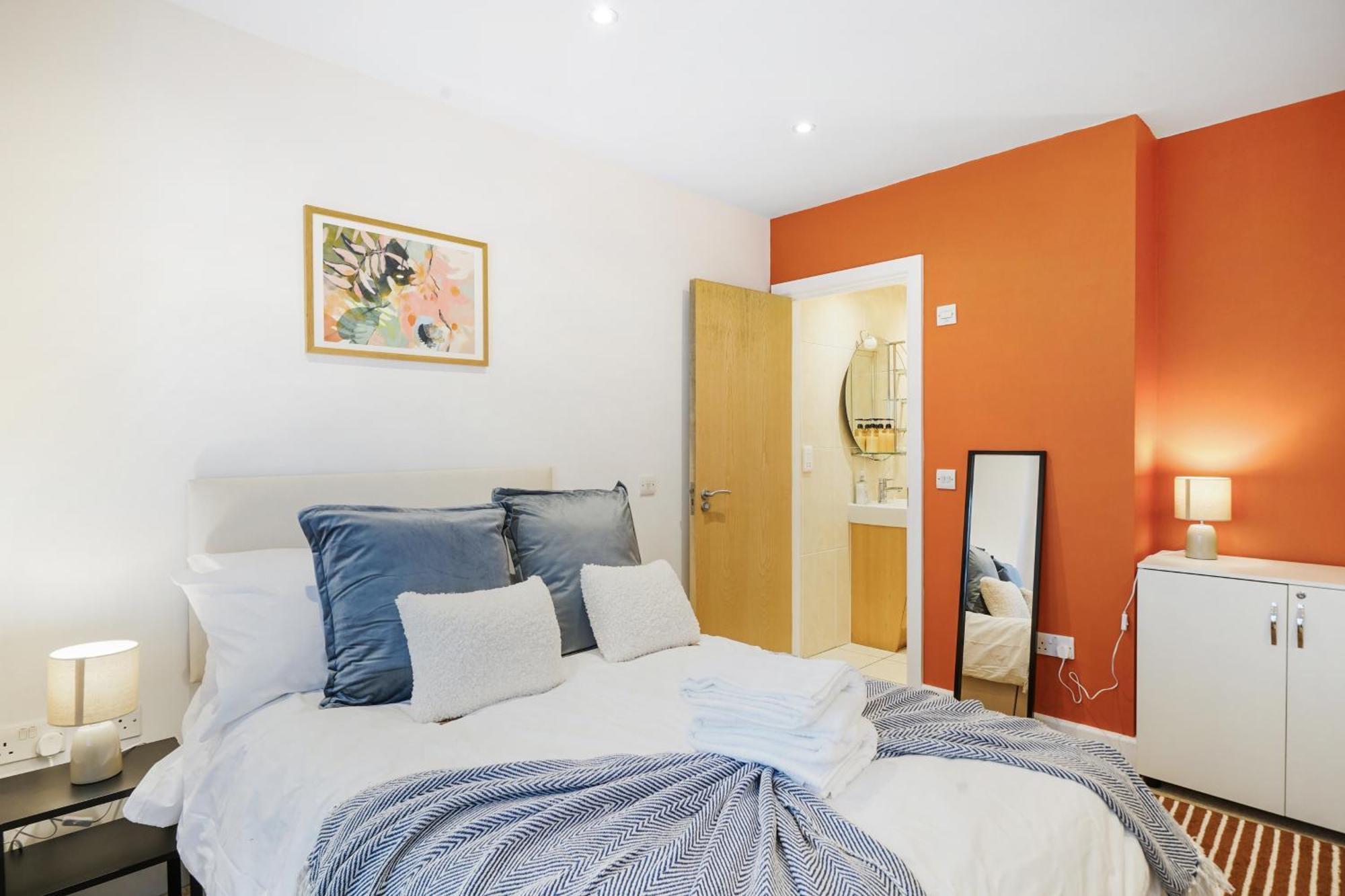 2 Bed Garden Apt Sleeps 7 Short Walk To Old Street Station *
